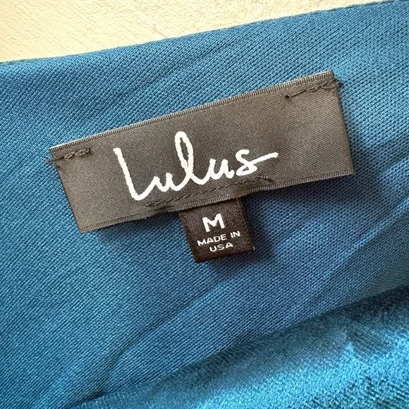 Lulus Blue Satin Wrap Midi Dress NWT Size M - Picture 4 of 10